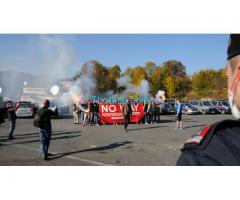 24.10.15 Polizei lößt in Spielfeld Flashmob gegen Fremde Invasoren auf