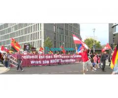 31.07.16 GrossDemo in Berlin gegen Merkel; Tausende Teilnehmer; Widerstand jetzt gegen Merkel;