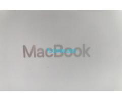 Biete Original Apple Mac Book 12 2017 Verpackung Neu ungebraucht!