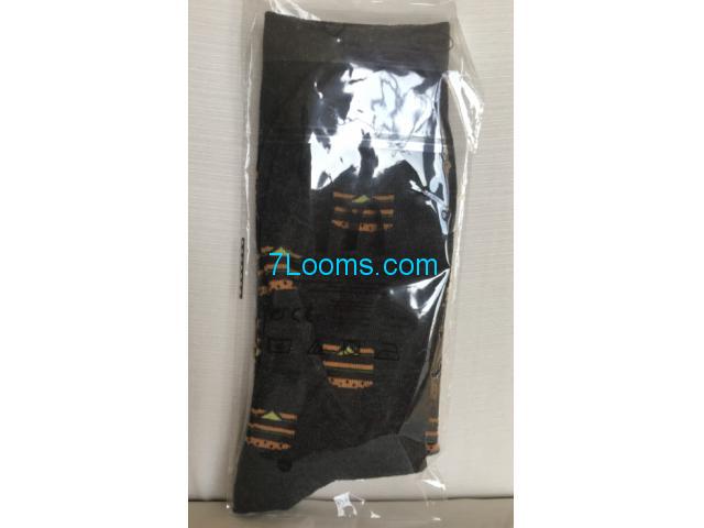 Biete Original Mc Donald Socken, schwarz mit Burger Muster; Größe 43; 2017; Original verpackt; NEU