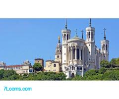Der 23-jährige patriotische Aktivist Quentin wurde in Lyon von Antifaschisten getötet.