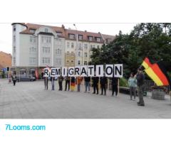 Heute standen wieder einige Patrioten eine Stunde am Talknoten in Erfurt, um ihren Standpunkt ;