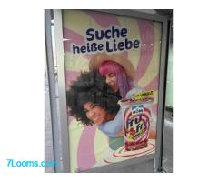 So stellen sich die linksgrünen Gutmenschen unsere Gesellschaft vor: homo/ lesbisch und gemischt. ;
